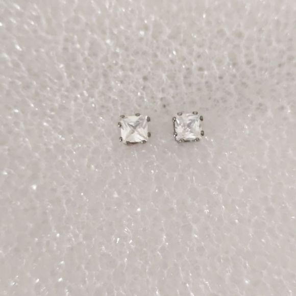 Princess Cut Faux Diamond Stud Earrings - Picture 3 of 6